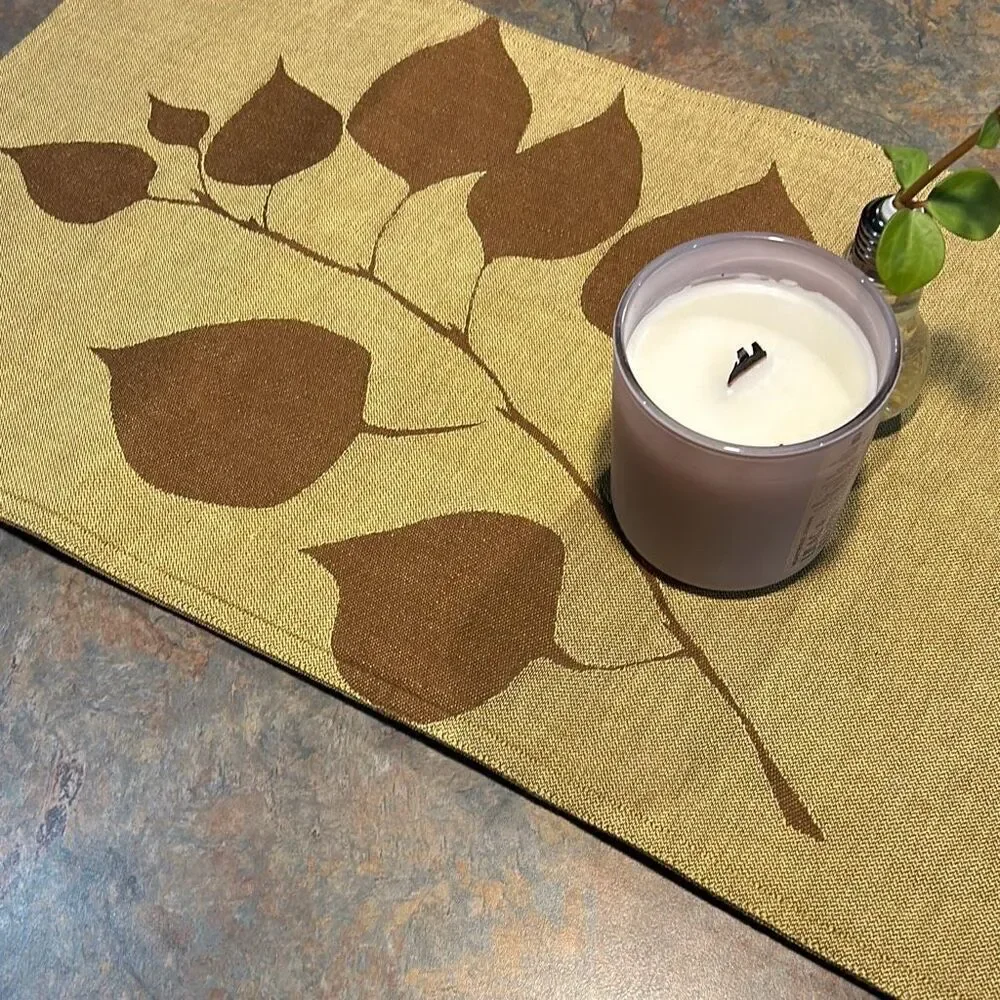 TAG LTD Table Runner. brown Leaves Fall